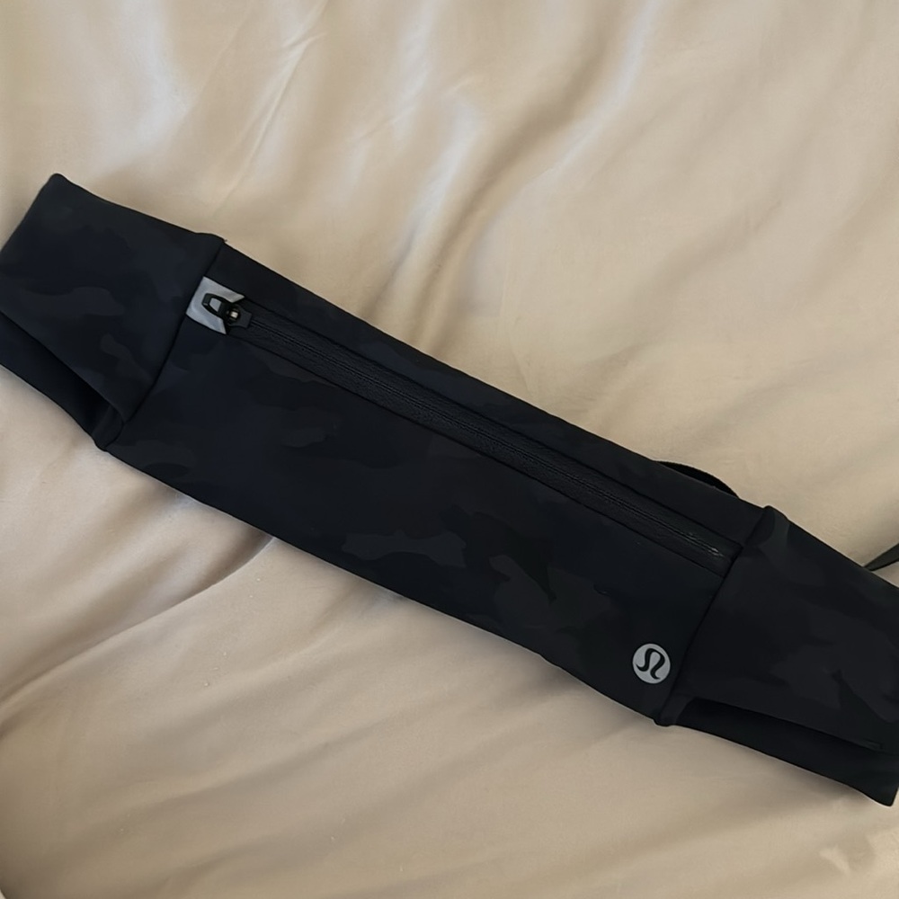lululemon fast and free running belt